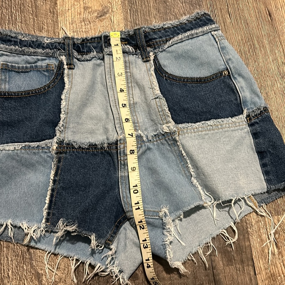 Wild Fable Patchwork Checkered Shorts Size 6 Women’s Jean Raw Hem Shorts - Picture 5 of 8